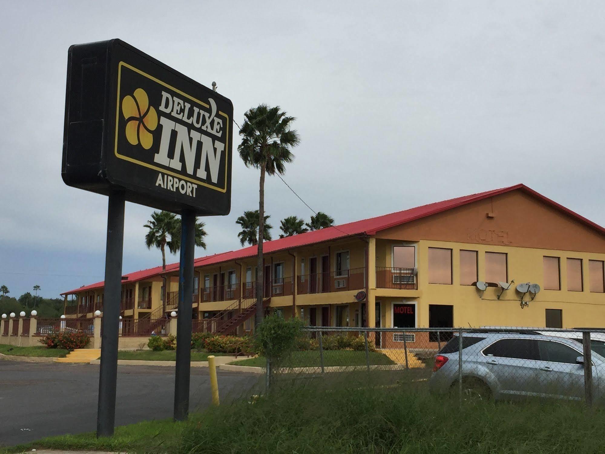 Deluxe Inn Airport McAllen Bagian luar foto